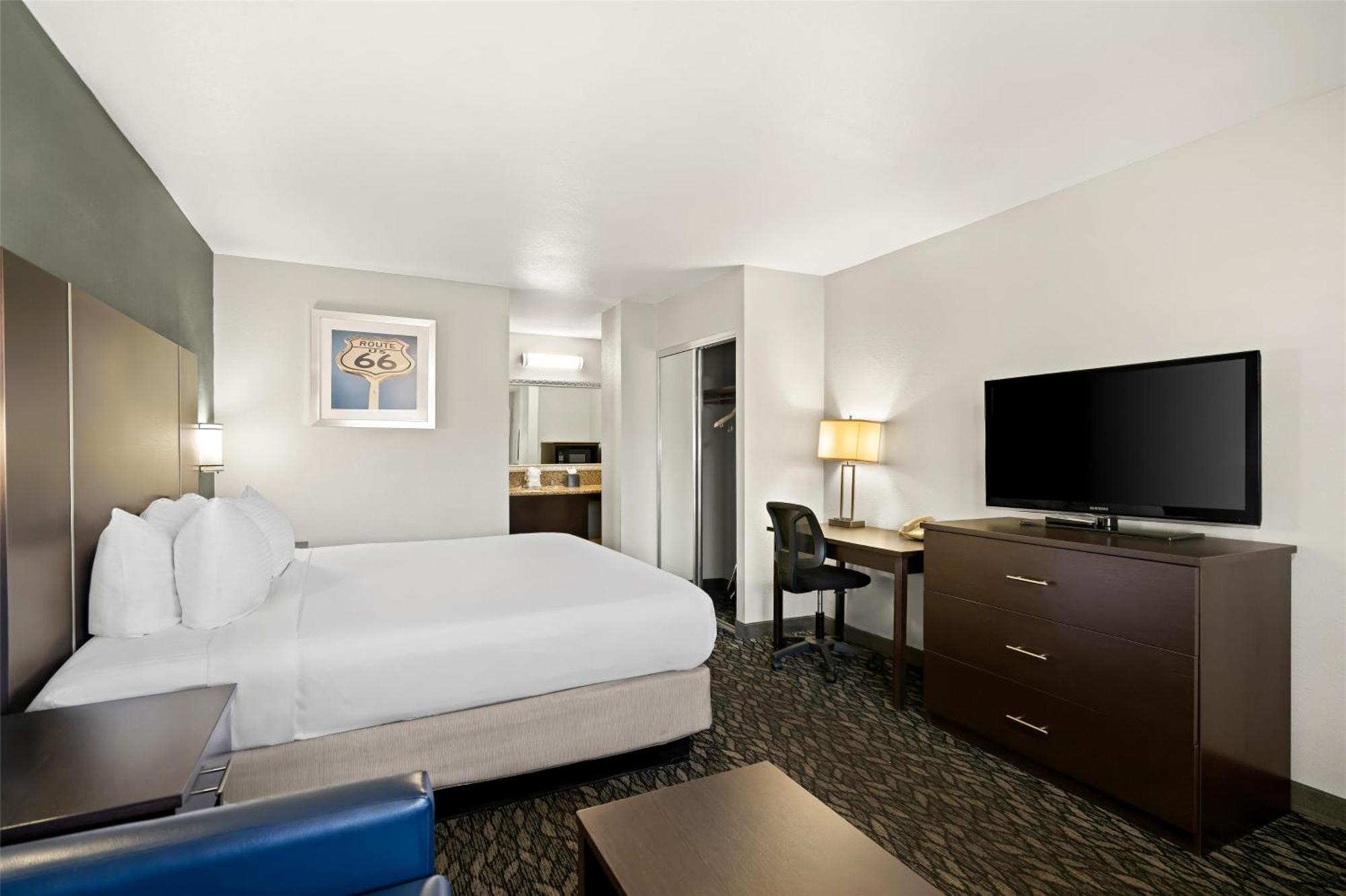 Best Western Desert Villa Inn Barstow Exterior photo