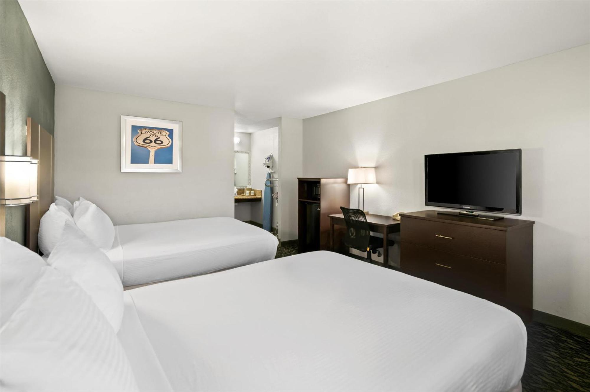 Best Western Desert Villa Inn Barstow Exterior photo